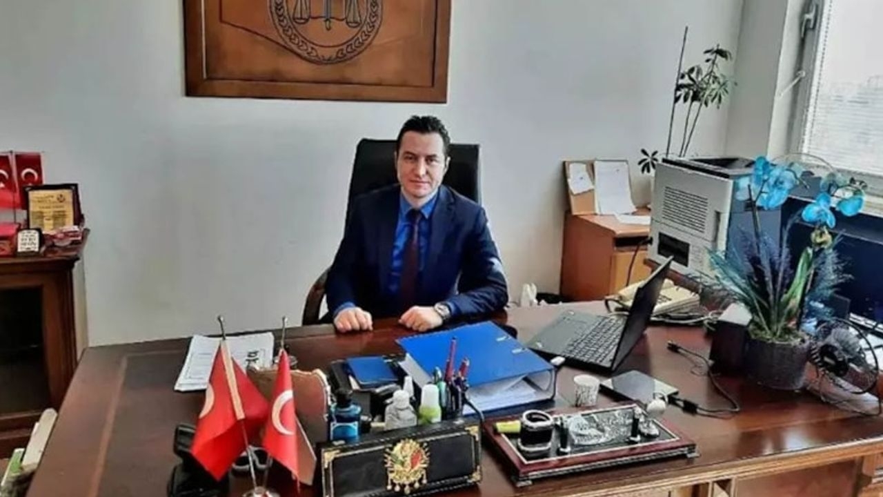 Foto - Yenidoğan Çetesi’ni çökerten savcının arabası tüm Türkiye’yi şaşırttı: "Size bunu mu layık gördüler?" denildi, verdiği cevap olay oldu! Helal sana be