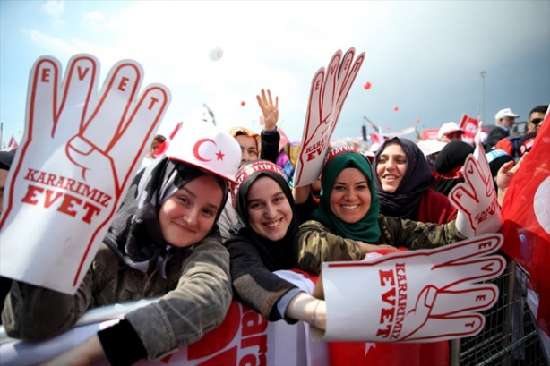 Foto - Yenikapı'da coşkulu bekleyiş!