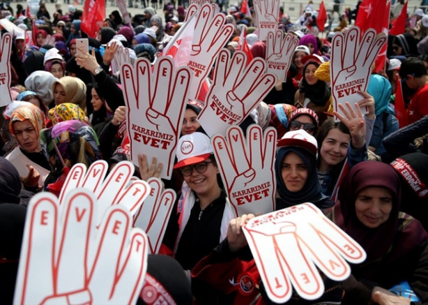 Foto - Yenikapı'da coşkulu bekleyiş!