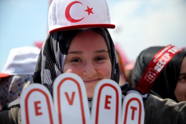 Foto - Yenikapı'da coşkulu bekleyiş!