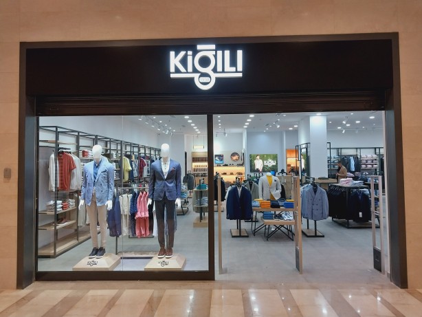 Foto - Yenil yılda yatırımlarını sürdürüyor! O ülkede ilk mağazasını açtı!