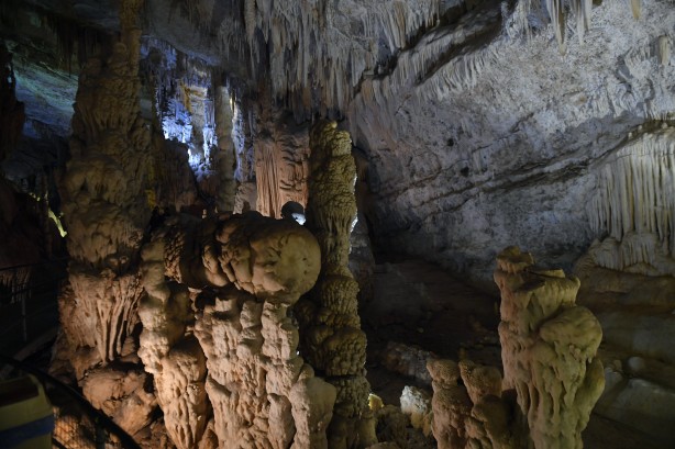 Foto - Yer altı nehrine sahip muhteşem mağara! Masal diyarını andırıyor
