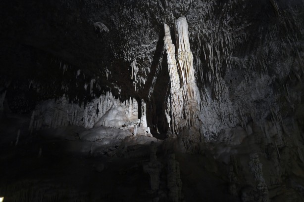 Foto - Yer altı nehrine sahip muhteşem mağara! Masal diyarını andırıyor