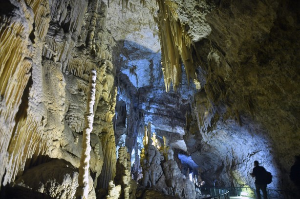 Foto - Yer altı nehrine sahip muhteşem mağara! Masal diyarını andırıyor