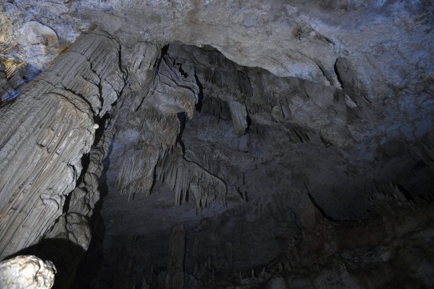 Foto - Yer altı nehrine sahip muhteşem mağara! Masal diyarını andırıyor