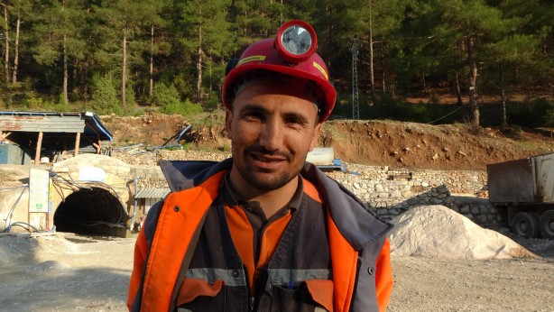 Foto - Yer altında ekmek mücadelesi