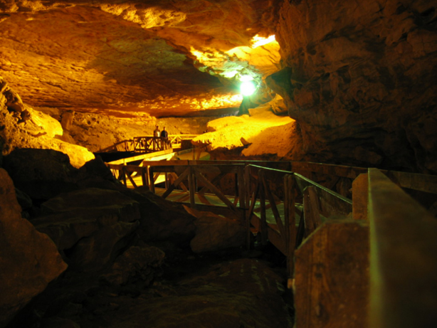 Foto - Yer altındaki saklı cennet: Çal mağarası