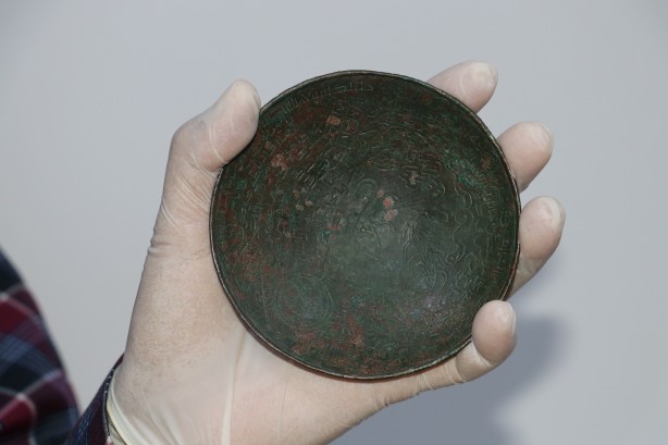 Foto - Yer Batman! Toprağı kazdıkça yerin altından altın yüzük ve daha neler neler fışkırdı...