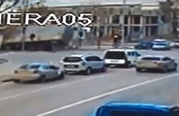 Foto - Yer: Bursa! Dehşet anları kamerada