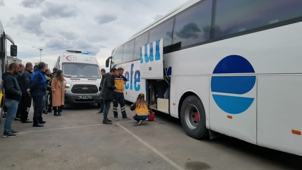 Foto - Yer: Bursa! Yolcu otobüsünde korkunç olay
