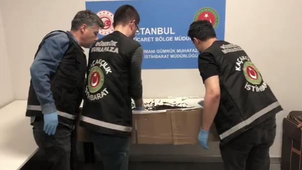 Foto - Yer: İstanbul Havalimanı! Valizden çıkanları gören polisler şoke oldu