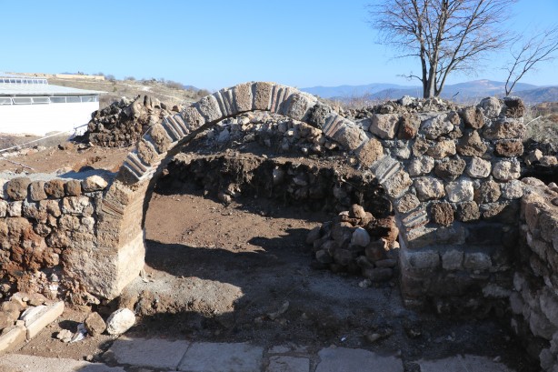 Foto - Yer Karabük! Toprağı kazdıkça yerin altından tarih fışkırdı... Türk-İslam medeniyetine dair!