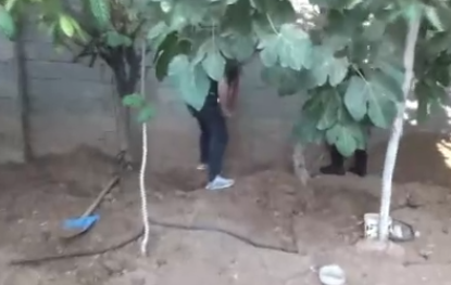 Yer Mardin! Topra�� kazd�k�a yerin alt�ndan alt�n, bilezik dolar ve euro f��k�rd�