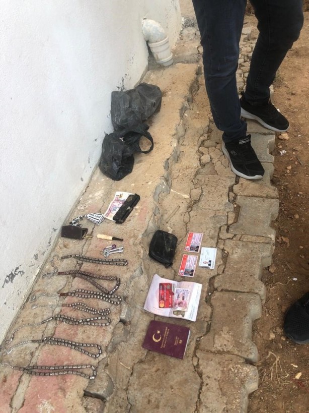 Yer Mardin! Topra�� kazd�k�a yerin alt�ndan alt�n, bilezik dolar ve euro f��k�rd�