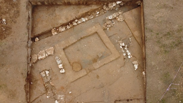 Foto - Yer Mardin! Toprağı kazdıkça yerin altından Mitanni, Halaf, Kalkolitik, Tunç ve Helenistik döneme ait tarih fışkırdı…