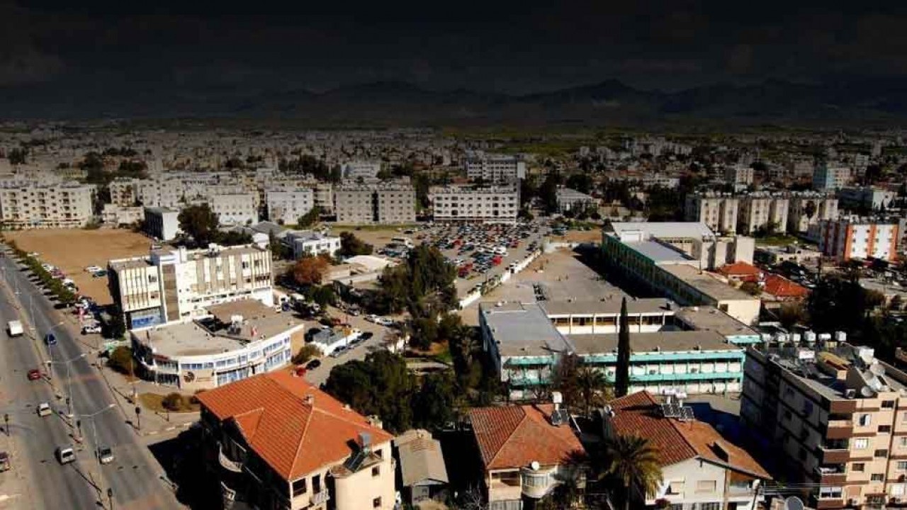 Yer Türkiye ya da KKTC değil: Telefonlara "Türkiye’ye hoş geldiniz" mesajı gitti, sinirden deliye döndüler