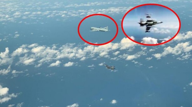 Yer yerinden oynadı! Türk F-16'sı Rus savaş uçağının önünü kesti! 