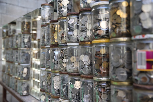 Foto - Yerde bulduğu 1 sentle başladı! Herkesin gözü bu koleksiyonda