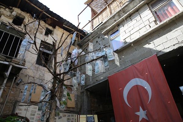 Foto - Yerde bulduğu 1 sentle başladı! Herkesin gözü bu koleksiyonda