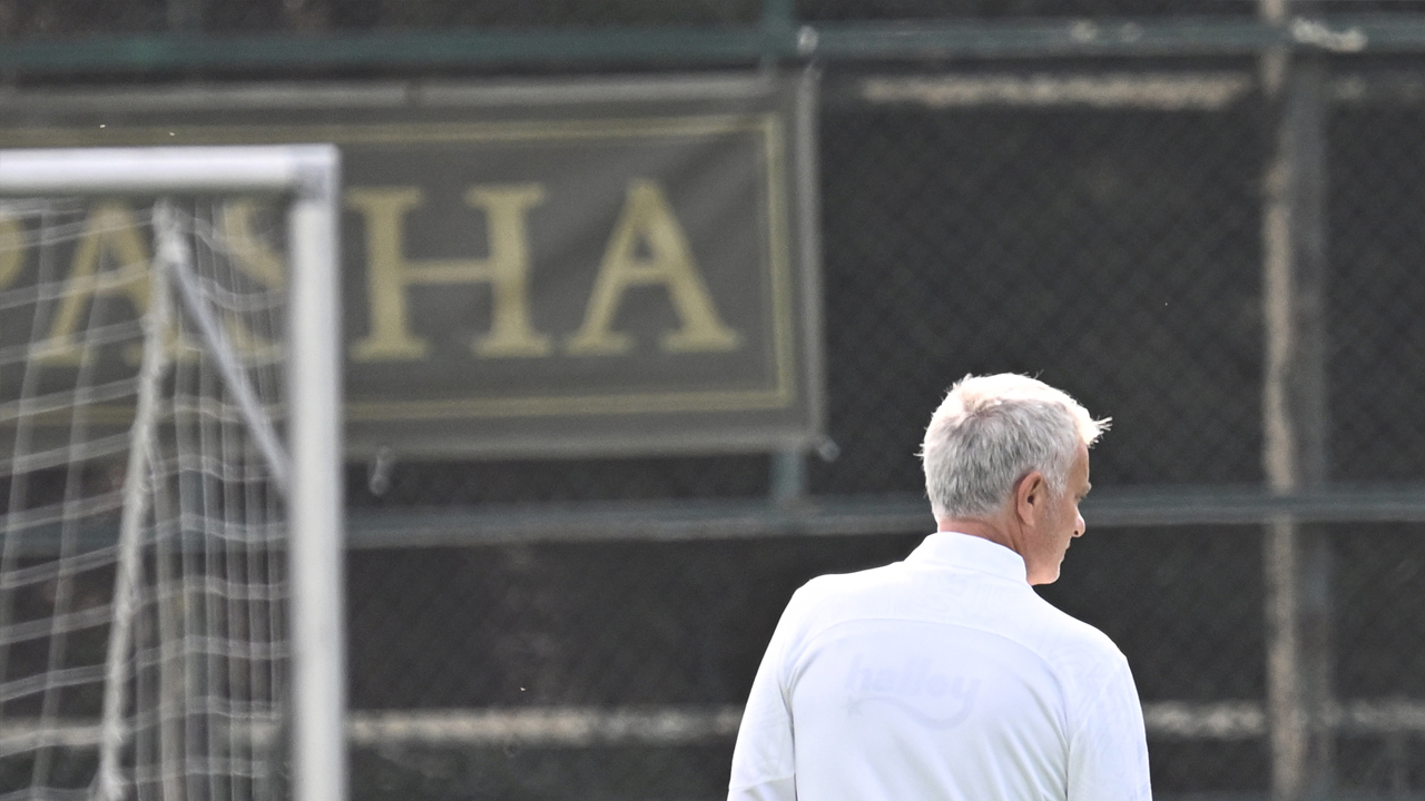 Foto - Yerden yere vurulan o oyuncu için Galatasaray düğmeye bastı: Süper Lig bu hamleyi konuşuyor! Tüm Fenerbahçe’ye uyarı…