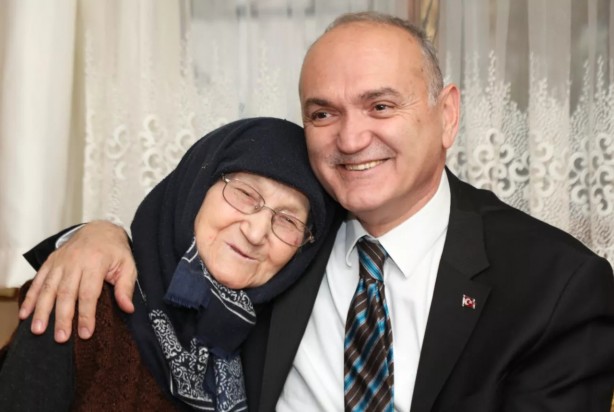 Foto - Yerel seçim öncesi büyük müjde! Karar verildi! O emekliler artık su faturası ödemeyecek! İşte şartlar