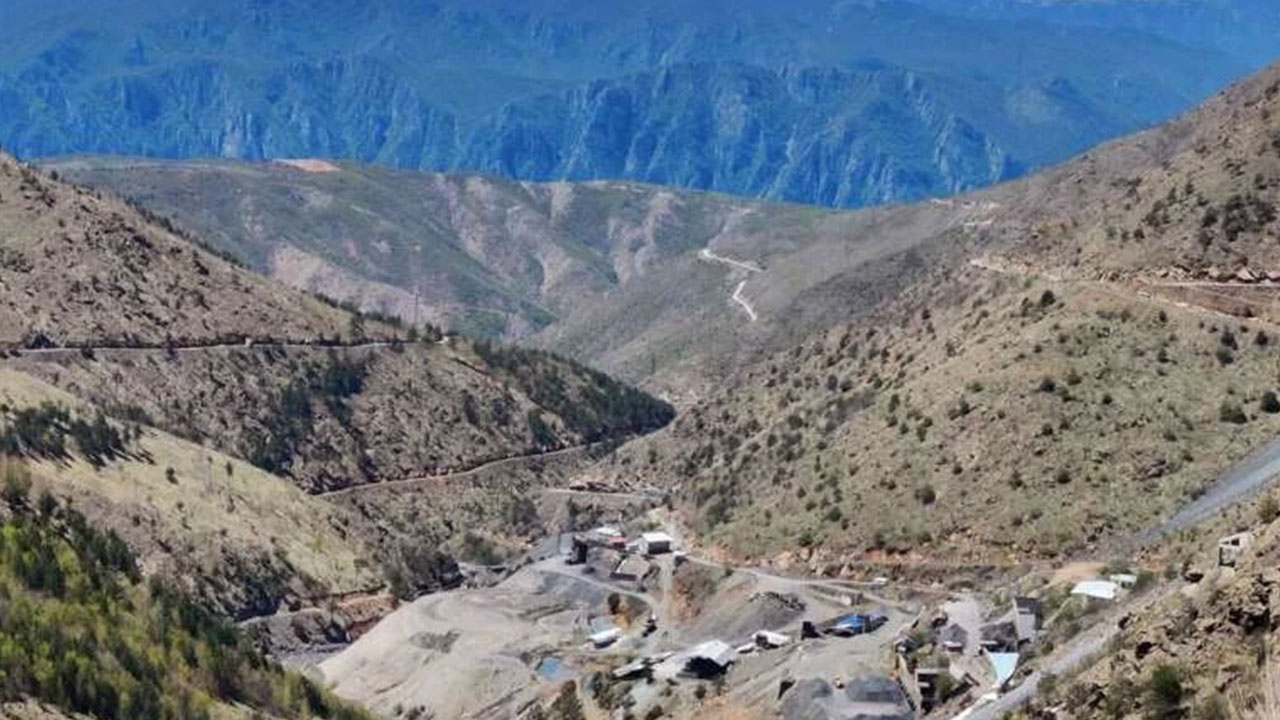 Yerin 1250 metre altına inildi! Dünyanın en büyük rezervi bulundu: 92 milyon tonluk keşif