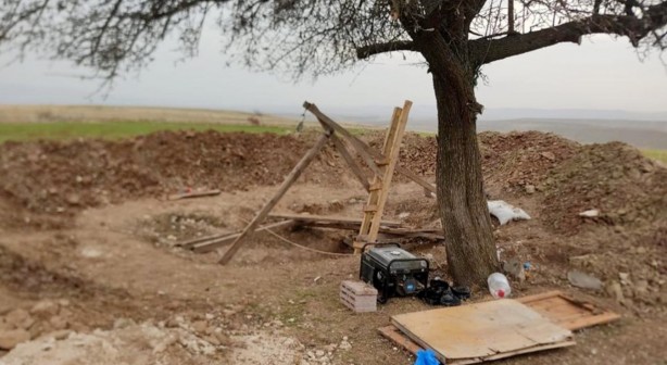Foto - Yerin 15 metre altında yakalandılar!