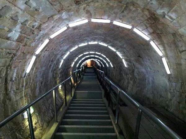  Yerin 200 metre altında muhteşem park