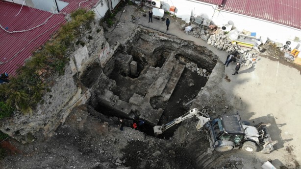 Foto - Yerin 4 metre altında çıktı, Roma dönenime ait olduğu belirlendi!