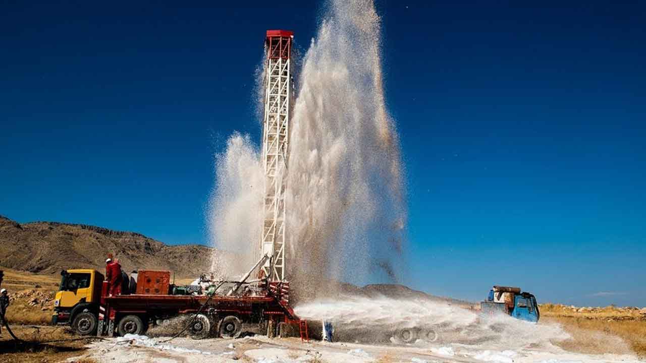 Yerin 7 bin 730 metre altına iniliyor! Dört ilde halk dualara başladı, müjdeli haberi bekliyor