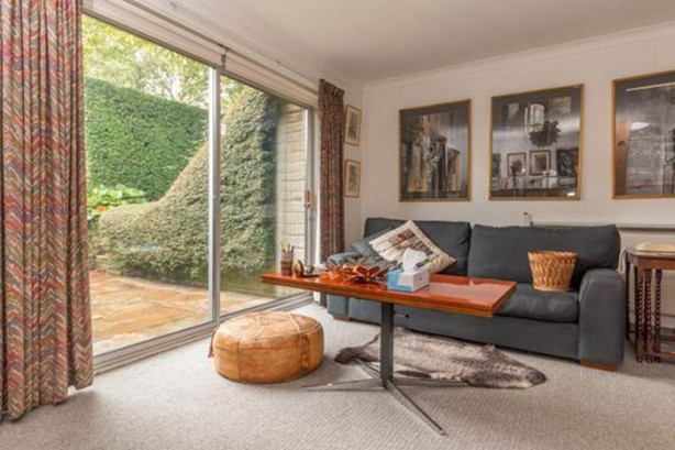 Foto - Yerin altına saray inşa etti!