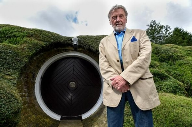  Yerin altına saray inşa etti!