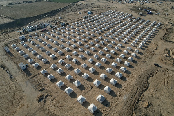 Foto - Yerinden edilmiş Filistinliler için çadır kent kuruldu