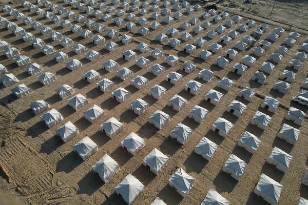 Foto - Yerinden edilmiş Filistinliler için çadır kent kuruldu