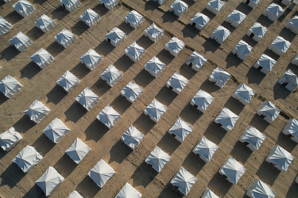 Foto - Yerinden edilmiş Filistinliler için çadır kent kuruldu