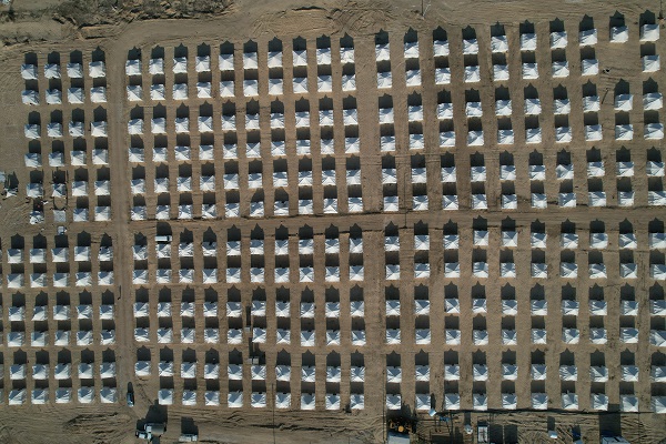 Yerinden edilmiş Filistinliler için çadır kent kuruldu