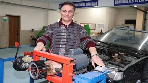 Foto - Yerli araba için bomba proje! Erzurumlu öğretmen TOGG için icat etti! O buluşu ağızları açık bıraktı! Sen ne yaptın böyle Necati hocam