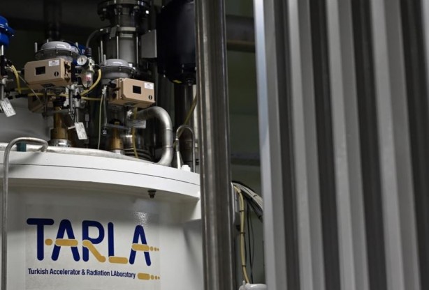 Foto - Yerli elektron hızlandırıcısı devreye girdi!