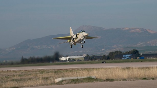 Foto - Yerli-milli F-35 uçak üreten Türkiye kararı: Bir anda yoğun şekilde nasıl F-16 Tüketiciliğine geçti! Sürpriz oldu!