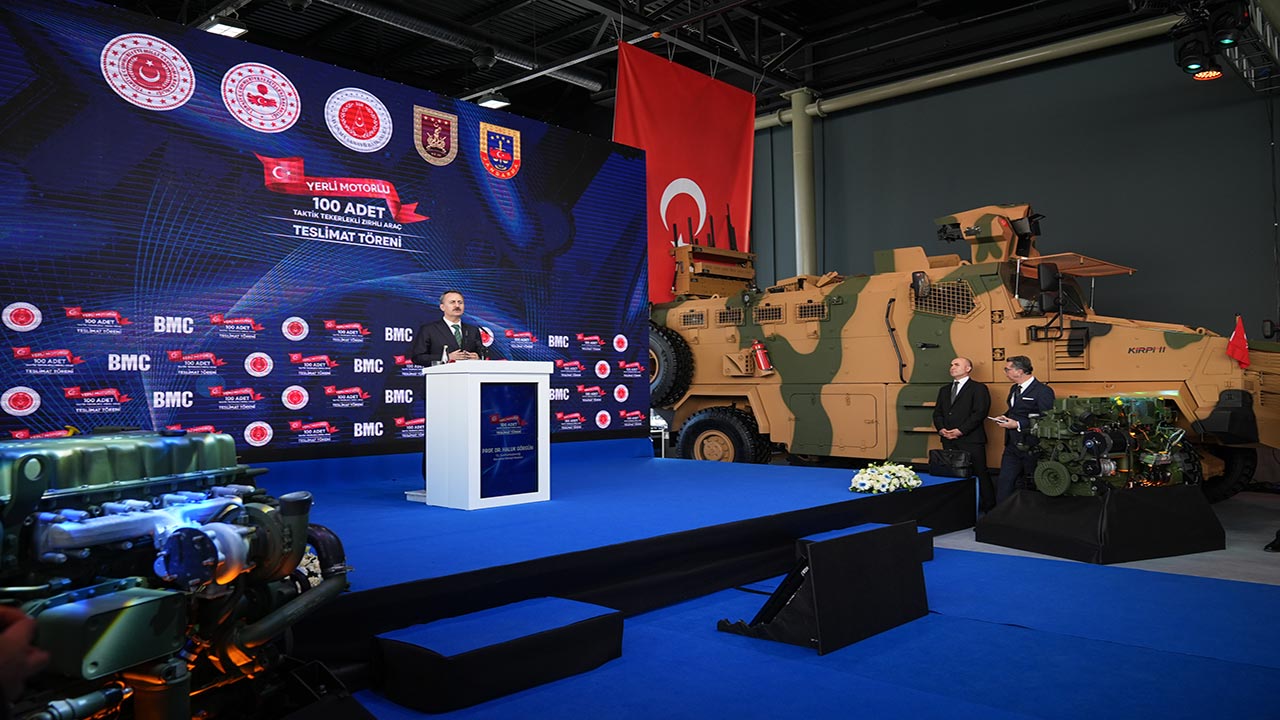 Foto - Yerli motorlu 100 zırhlı araç TSK ve jandarmaya teslim edildi!