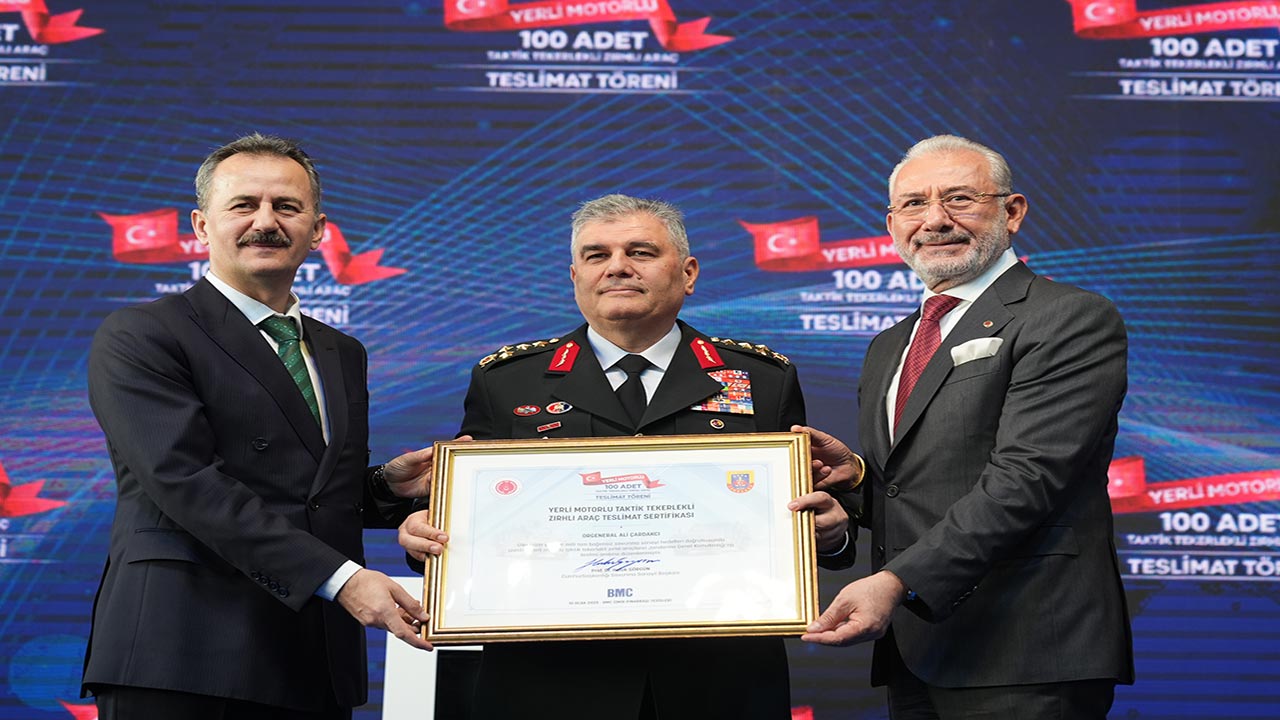 Foto - Yerli motorlu 100 zırhlı araç TSK ve jandarmaya teslim edildi!