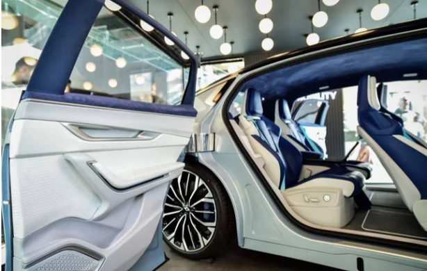 Foto - Yerli otomobil İstanbul'da görücüye çıktı! Görenler hayran kaldı