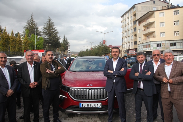 Foto - Yerli otomobil TOGG Ahlat'ta görücüye çıktı