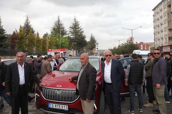 Foto - Yerli otomobil TOGG Ahlat'ta görücüye çıktı