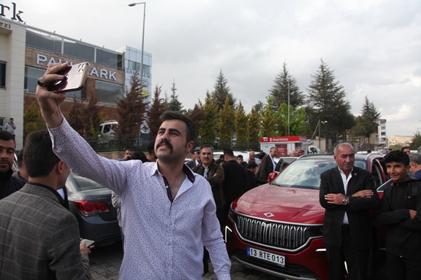 Yerli otomobil TOGG Ahlat'ta görücüye çıktı