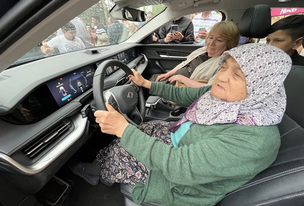 Foto - Yerli otomobil TOGG Kumluca'da tanıtıldı