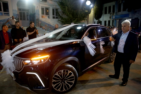 Foto - Yerli otomobil TOGG nişanlanacak çift için süslendi