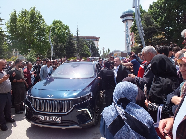 Yerli otomobil TOGG Turhal'da tanıtıldı