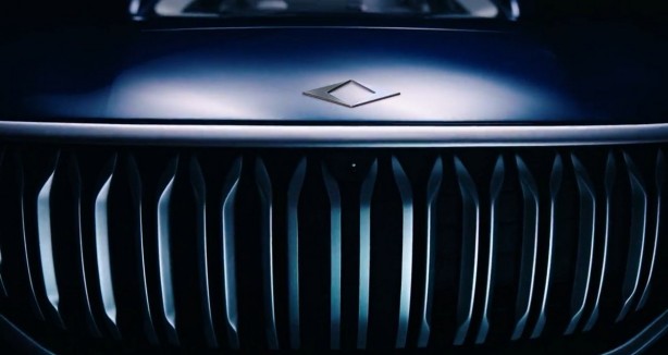 Foto - Yerli otomobilin logosu yerine konuldu