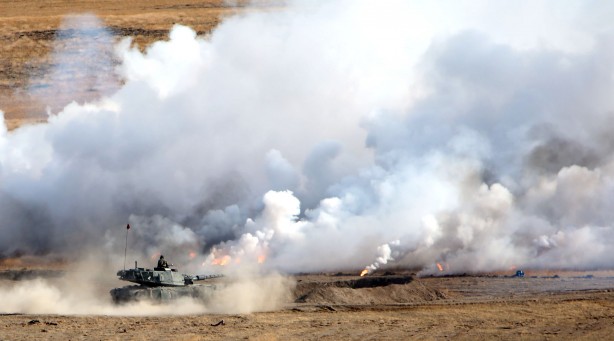 Foto - Yerli silahlar ilk kez kullanıldı! Hedefler nokta atışıyla vuruldu